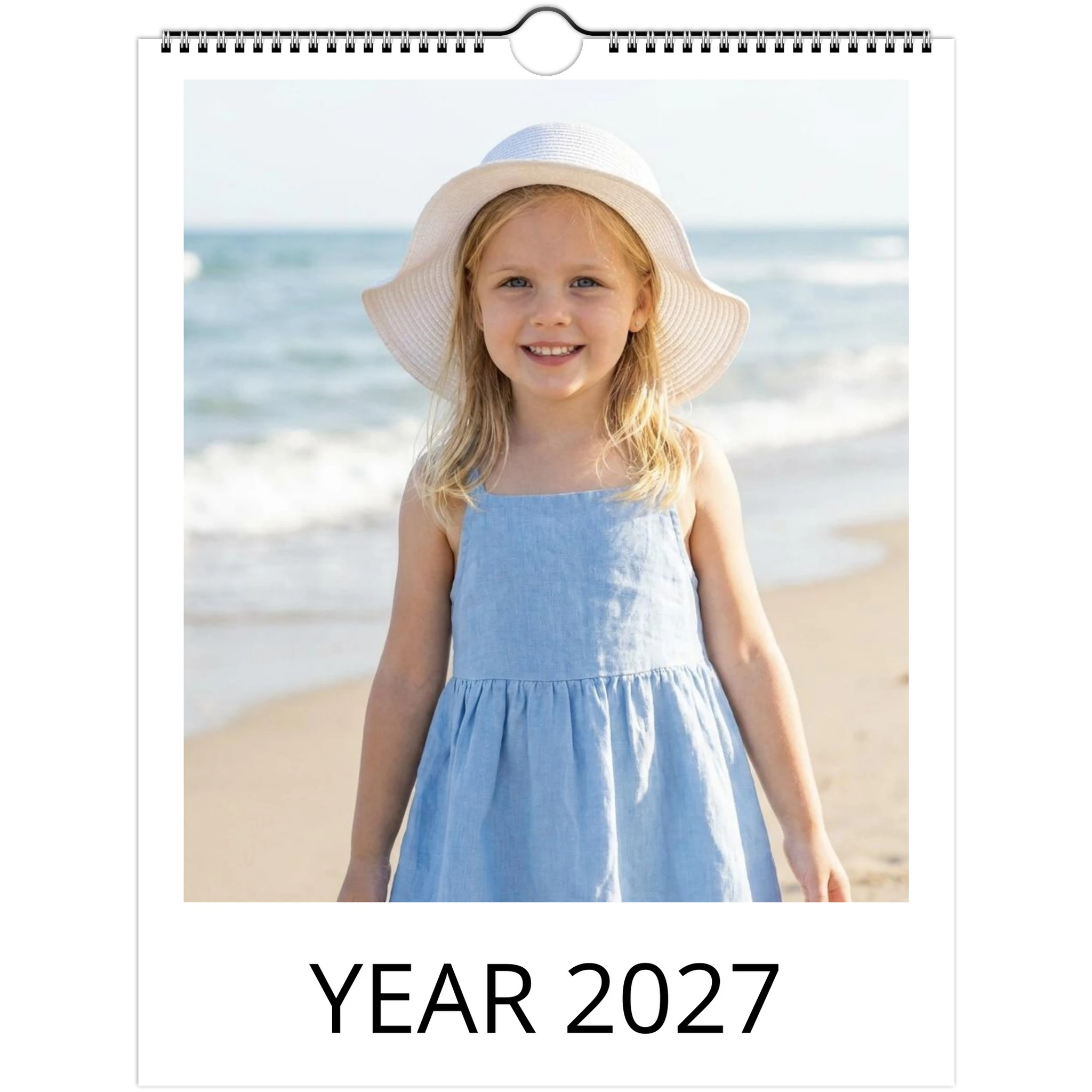 Personalised photo calendar with family pictures